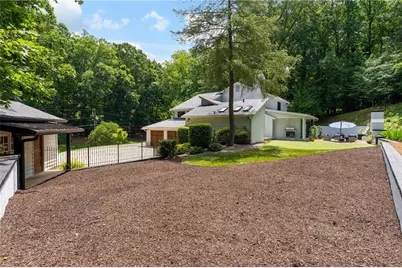 4070 Whitewater Creek Road, Atlanta, GA 30327 - Photo 35