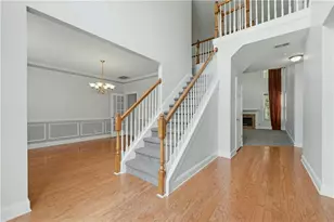 3032 Mockingbird Ln, East Point, GA 30344 - Photo 3