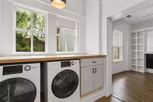 1081 McMillan St NW, Atlanta, GA 30318 - Photo 7