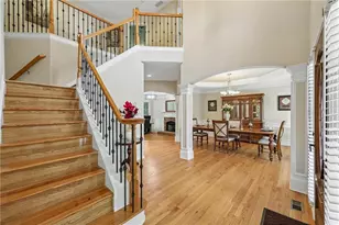 3856 Creekview Ridge Dr, Buford, GA 30518 - Photo 11