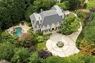 305 Forrest Lake Dr NW, Sandy Springs, GA 30327 - Photo 3