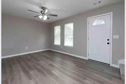 4040 Laurie Jo Drive, Marietta, GA 30008 - Photo 11