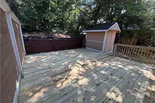 1652 Grist Mill Dr, Marietta, GA 30062 - Photo 19