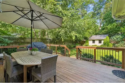 2304 Strathmore Drive NE, Atlanta, GA 30324 - Photo 17