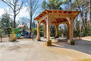 2304 Strathmore Dr NE, Atlanta, GA 30324 - Photo 41