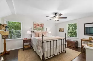 2304 Strathmore Dr NE, Atlanta, GA 30324 - Photo 31