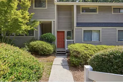 2912 Torreya Way SE, Marietta, GA 30067 - Photo 3