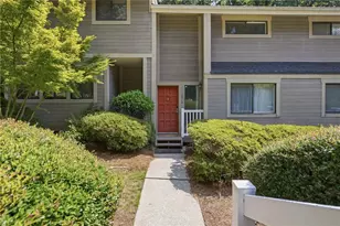 2912 Torreya Way SE, Marietta, GA 30067 - Photo 3
