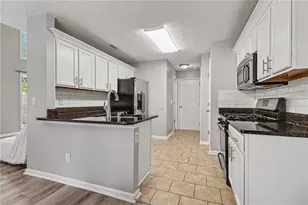 13402 Harpley Ct, Alpharetta, GA 30004 - Photo 11
