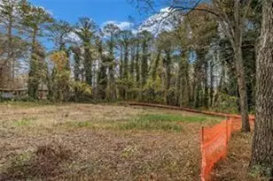 883 Mountain View Dr, Stone Mountain, GA 30083 - Photo 7