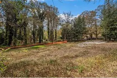 883 Mountain View Drive, Stone Mountain, GA 30083 - Photo 5