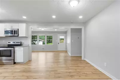 3422 Eisenhower Circle SE, Atlanta, GA 30354 - Photo 11