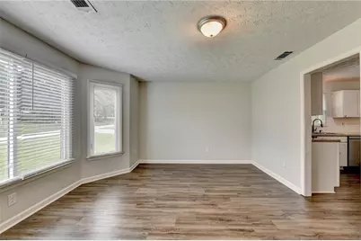 2300 Huntington Drive, Loganville, GA 30052 - Photo 5