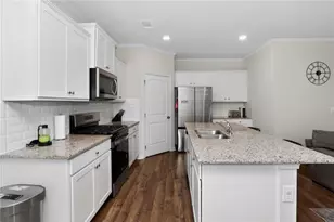 2132 Blue Monarch Dr, Buford, GA 30519 - Photo 7
