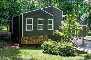 1750 Cedar Ridge Court Southeast, Smyrna, GA 30080 - Photo 3