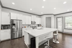 1820 Stephanie Trail, Atlanta, GA 30329 - Photo 15
