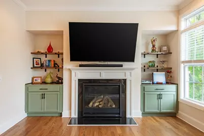 2128 Olde Georgian Ter, Atlanta, GA 30318 - Photo 5