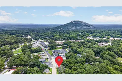 1070 Forest Ave, Stone Mountain, GA 30083 - Photo 23