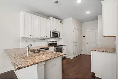 10139 Benton Woods Drive, Covington, GA 30014 - Photo 7