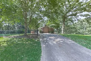 132 Little Brook Dr, Woodstock, GA 30188 - Photo 21