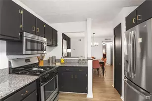 210 Woodcliff Dr, Atlanta, GA 30350 - Photo 9