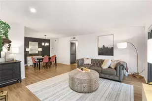 210 Woodcliff Dr, Atlanta, GA 30350 - Photo 5