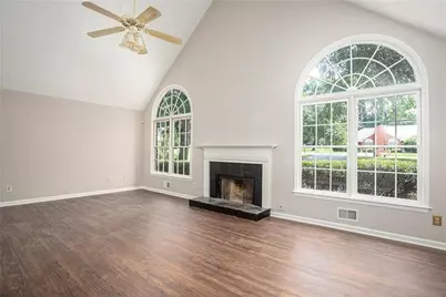 1404 Glenfield Drive, Lawrenceville, GA 30043 - Photo 7