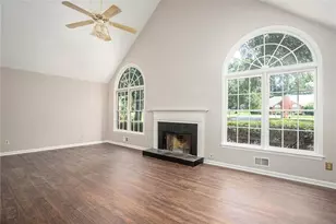 1404 Glenfield Dr, Lawrenceville, GA 30043 - Photo 7