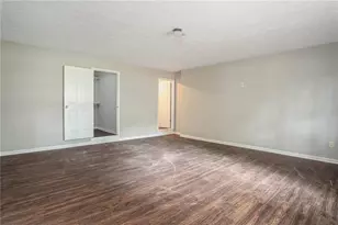 1404 Glenfield Dr, Lawrenceville, GA 30043 - Photo 27