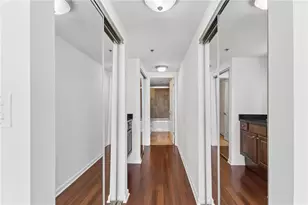 275 13th St NE, Atlanta, GA 30309 - Photo 9
