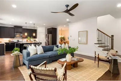 1052 Johnson Grove, Atlanta, GA 30318 - Photo 9
