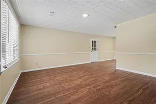 2835 Shane Dr, Snellville, GA 30078 - Photo 3