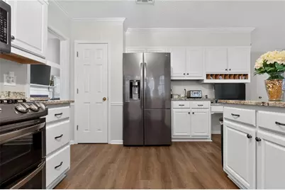 3607 Tree View Drive, Snellville, GA 30078 - Photo 15