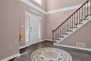 3607 Tree View Dr, Snellville, GA 30078 - Photo 3