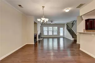 2152 Greencrest Cir, Alpharetta, GA 30004 - Photo 9