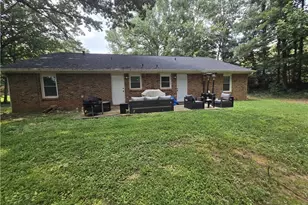 280 Rock Island Ln, Ellenwood, GA 30294 - Photo 5
