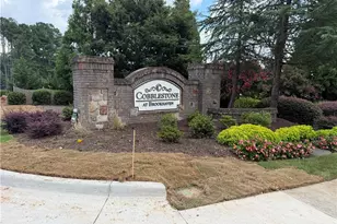 2165 Yancey Ln NE, Atlanta, GA 30319 - Photo 3