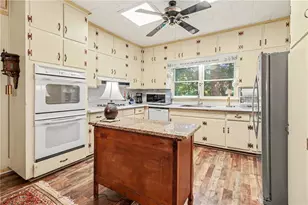 140 E Oak St, East Ellijay, GA 30540 - Photo 13