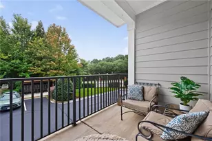 240 Le Gran Bend, Sandy Springs, GA 30328 - Photo 23