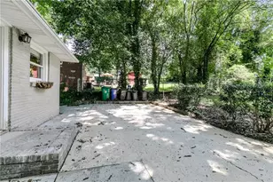 798 Larry Ln, Decatur, GA 30033 - Photo 39