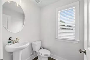 547 Ember Ln NW, Atlanta, GA 30318 - Photo 33