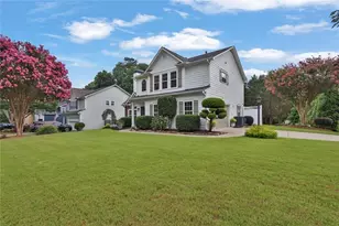 950 Brushy Creek Ct, Suwanee, GA 30024 - Photo 3