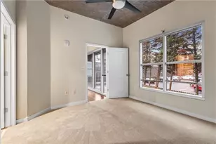 250 Pharr Rd NE, Atlanta, GA 30305 - Photo 11