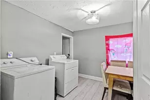 1324 Almont Dr SW, Atlanta, GA 30310 - Photo 19