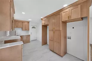 2027 Hilburn Dr SE, Atlanta, GA 30316 - Photo 9