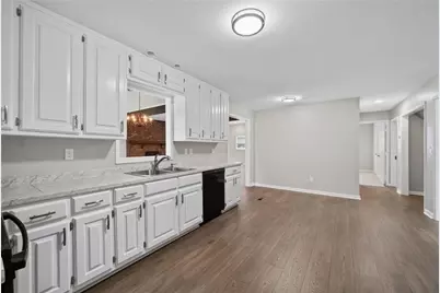 1610 Rose Garden Lane, Loganville, GA 30052 - Photo 13