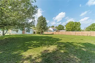 1610 Rose Garden Ln, Loganville, GA 30052 - Photo 17