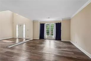 974 Laurel Springs Ln SW, Marietta, GA 30064 - Photo 11