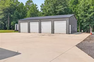 1475 Storey Ln, Jefferson, GA 30549 - Photo 11