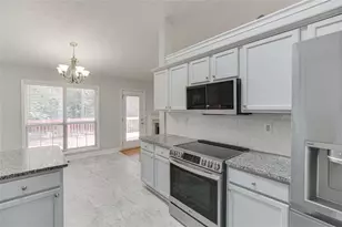 1105 Tab Roberts Rd, Lawrenceville, GA 30043 - Photo 15